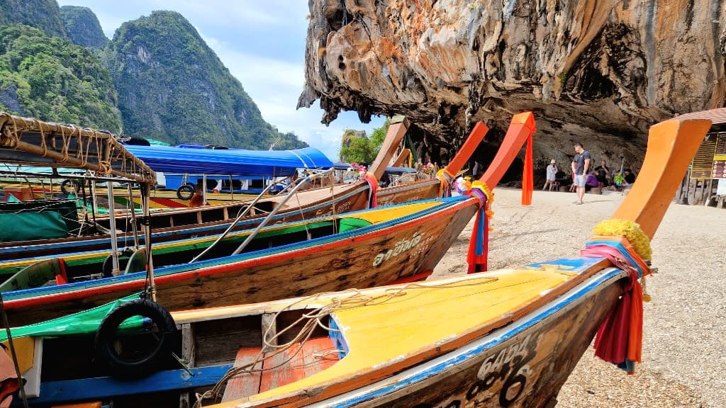 Khao Phing Kan: The Iconic James Bond Island's Dramatic Beauty
