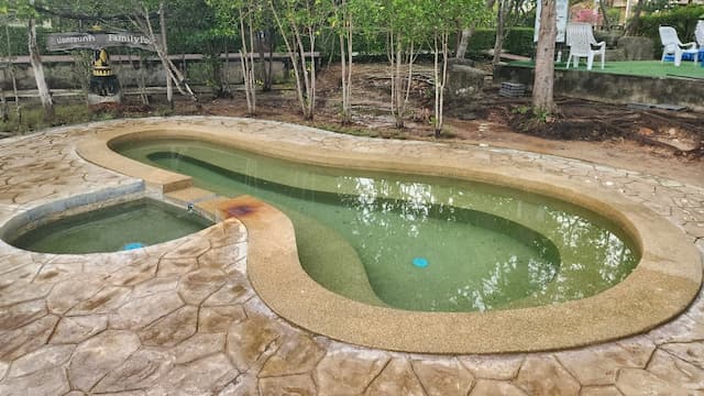 Saline Hot Spring Khlong Thom