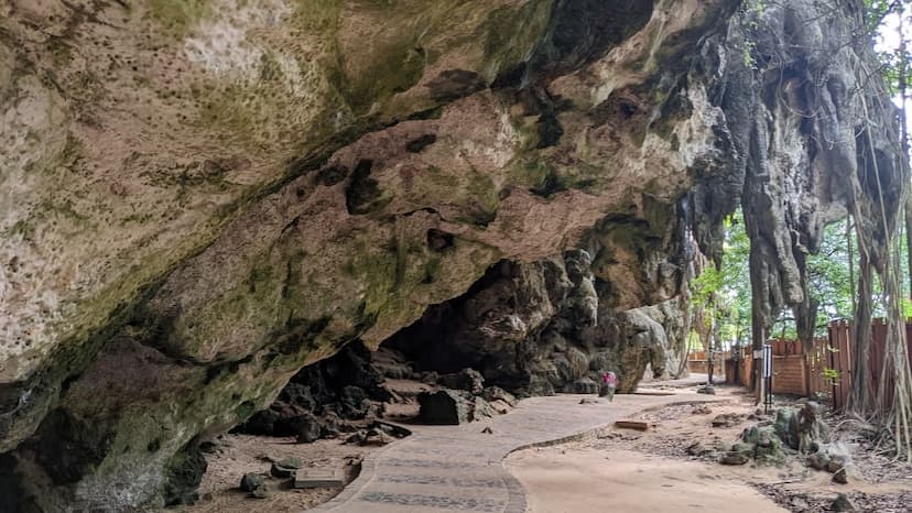 Railay Beach