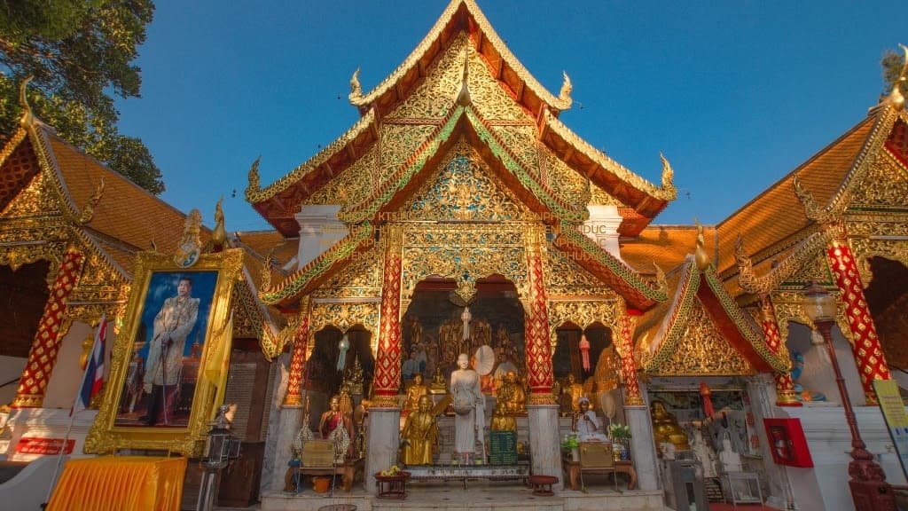 Wat Phra That Doi Suthep: A Sacred Pilgrimage Above the Clouds