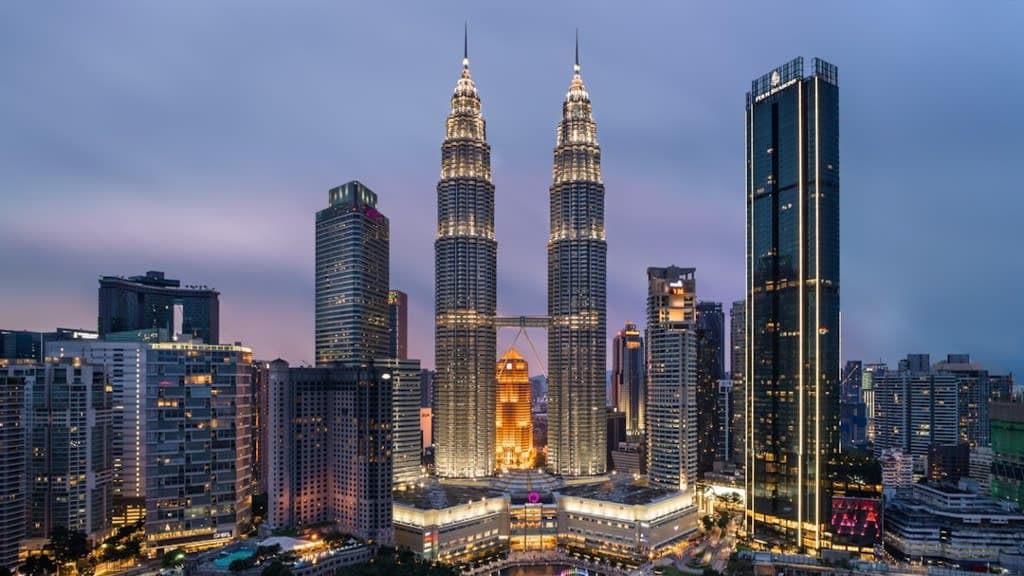 Top 7 Shopping Paradise Located in Kuala Lumpur City Center